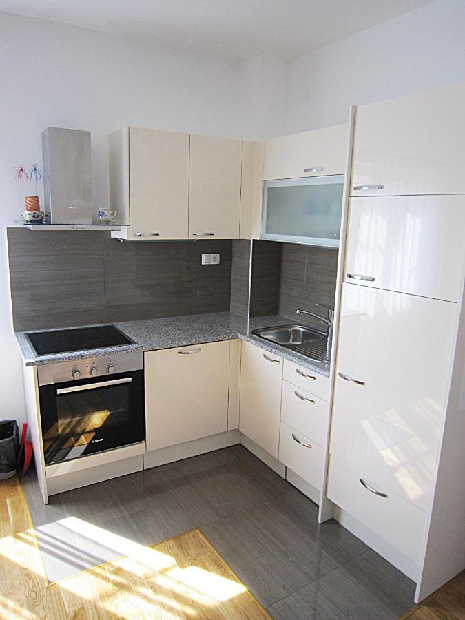 פרימוסטן Villa Lucia Premium Rooms מראה חיצוני תמונה