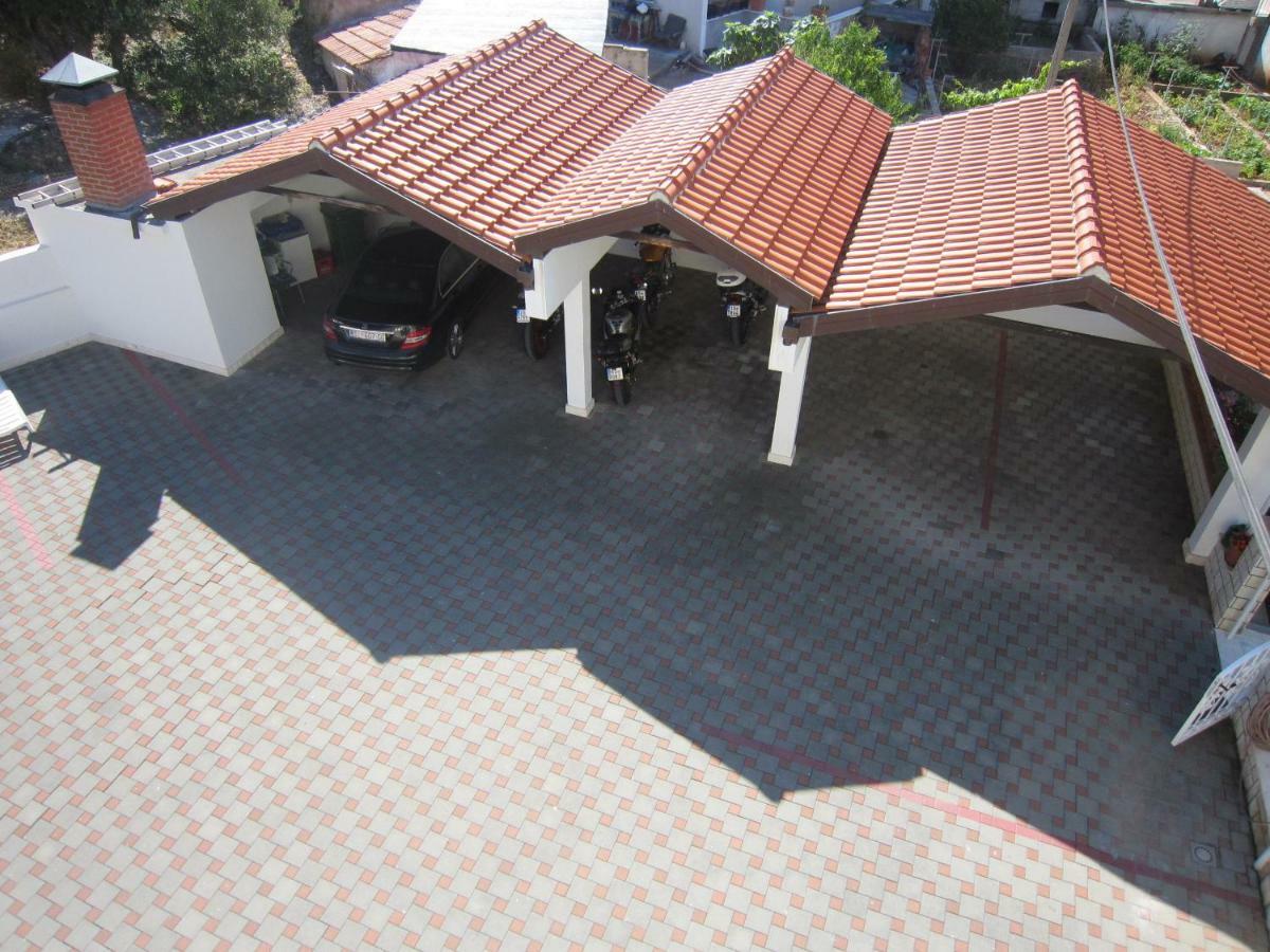 פרימוסטן Villa Lucia Premium Rooms מראה חיצוני תמונה