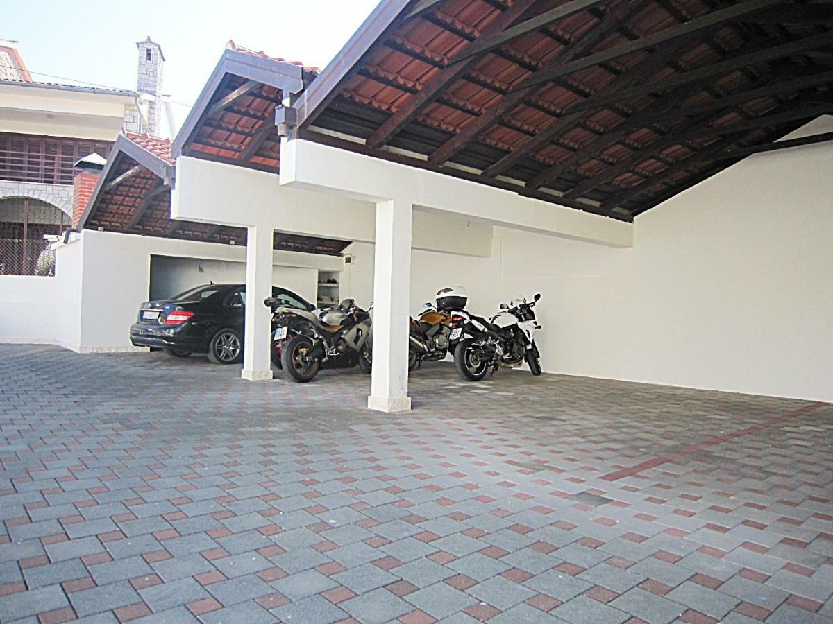 פרימוסטן Villa Lucia Premium Rooms מראה חיצוני תמונה